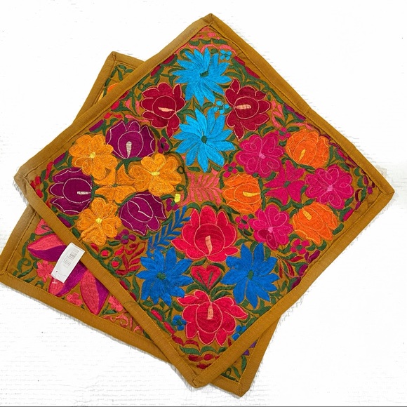 Brand New Hand Embroidered Decorative Throw Pillow Case - Picture 4 of 7